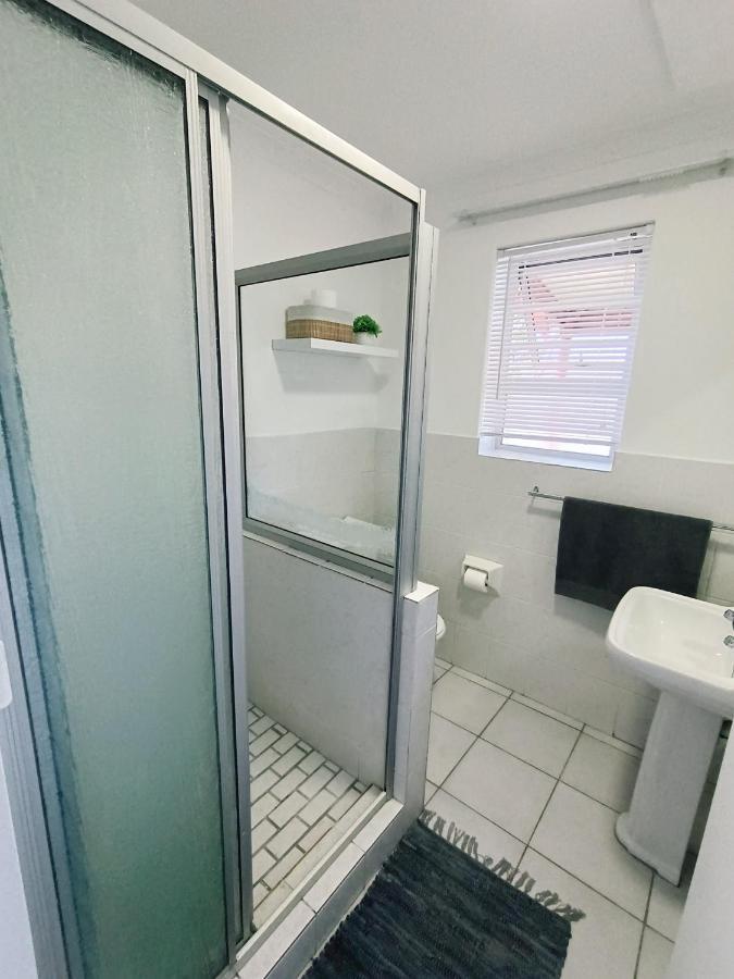 Noulanouk'S Corner Apartment Cape Town Bagian luar foto